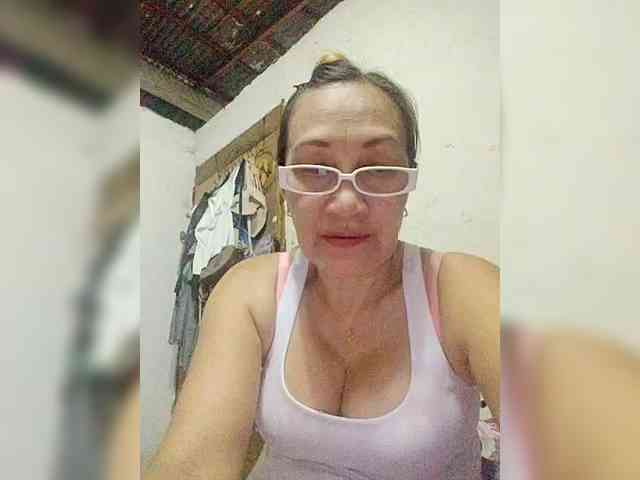 cherrywhite03 webcam