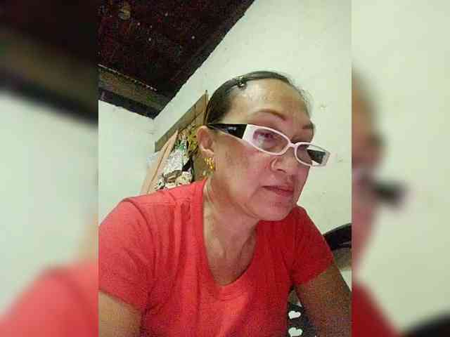 cherrywhite03 webcam