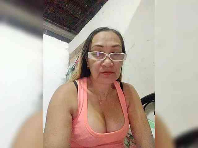 cherrywhite03 webcam