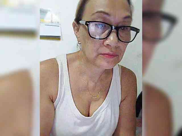 cherrywhite03 webcam