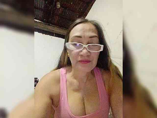 cherrywhite03 webcam