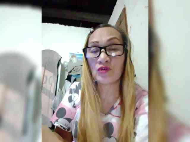 free adult chatroom Cherrywhite03