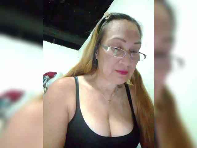 cherrywhite03 webcam
