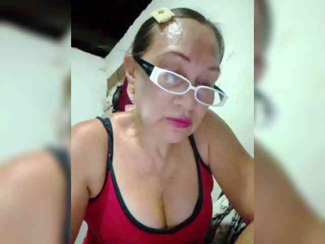 cherrywhite03 webcam