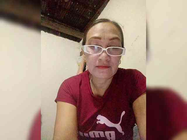 cherrywhite03 webcam