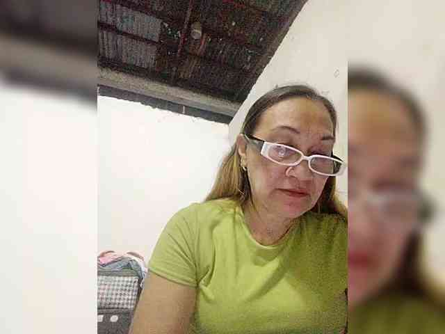 cherrywhite03 webcam