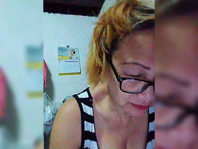 cherrywhite03 webcam