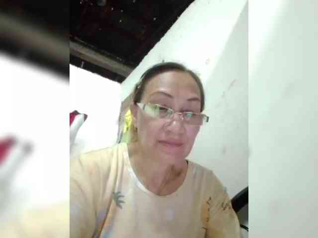 cherrywhite03 webcam