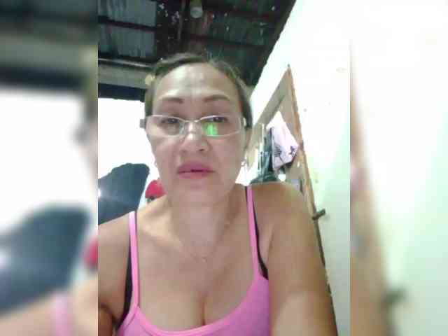 cherrywhite03 webcam