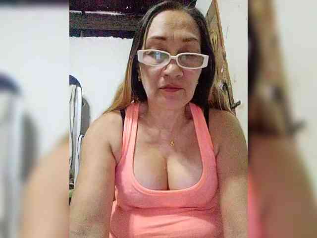 cherrywhite03 webcam