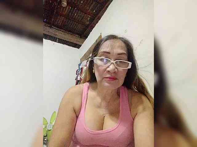 cherrywhite03 webcam