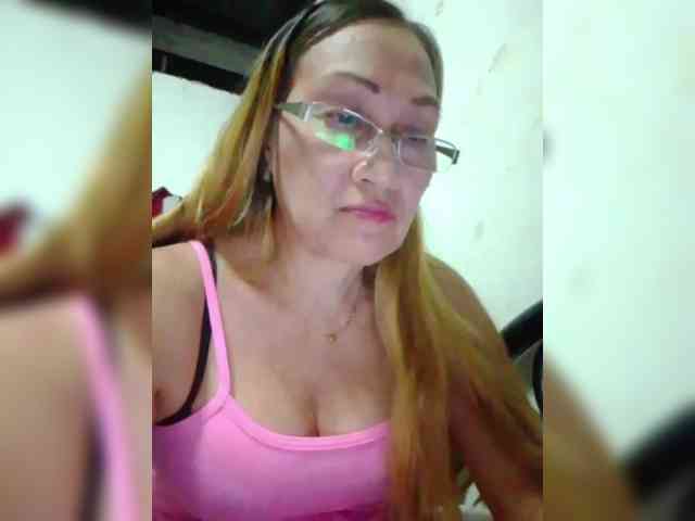 cherrywhite03 webcam