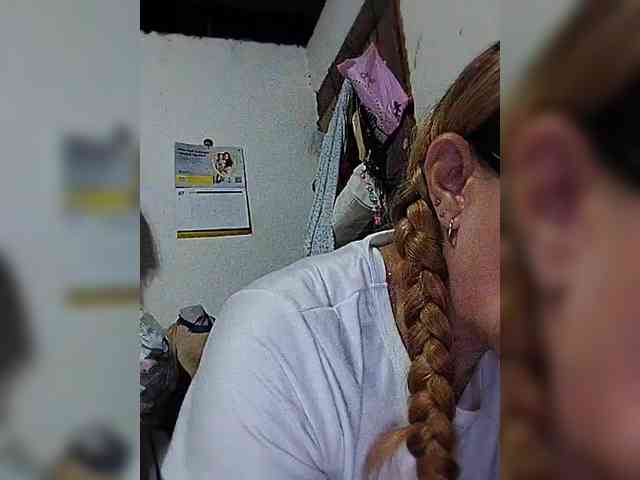 cherrywhite03 webcam
