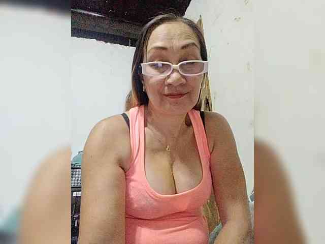 cherrywhite03 webcam