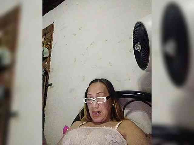 cherrywhite03 cherrywhite03