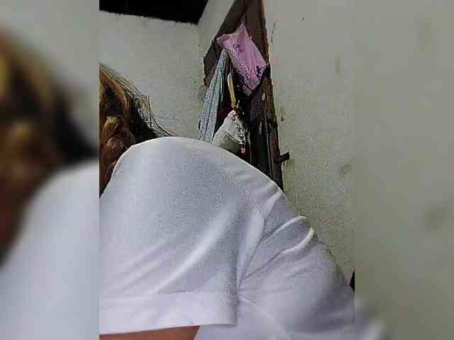 cherrywhite03 webcam