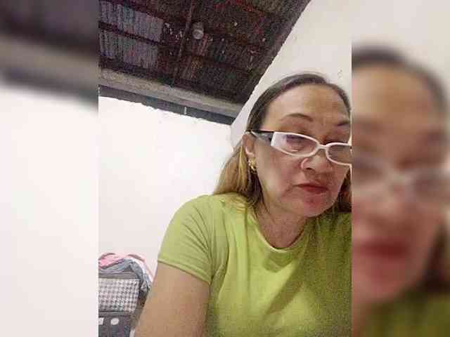 cherrywhite03 webcam