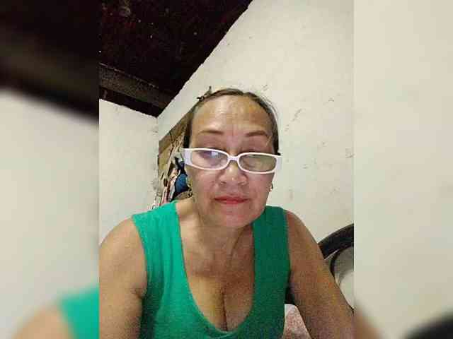 cherrywhite03 webcam