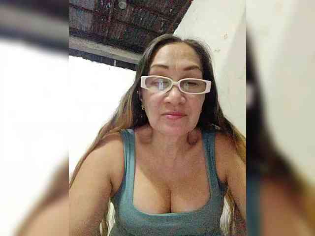 cherrywhite03 webcam