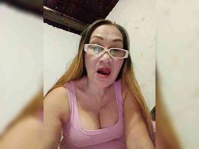 cherrywhite03 webcam