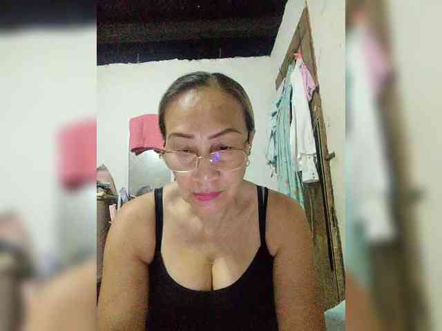 cherrywhite03 webcam