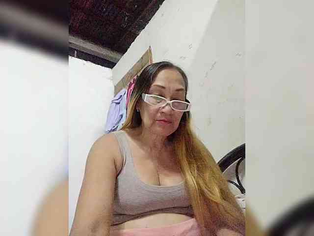 cherrywhite03 webcam