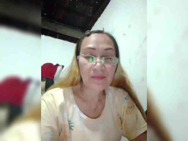 cherrywhite03 webcam