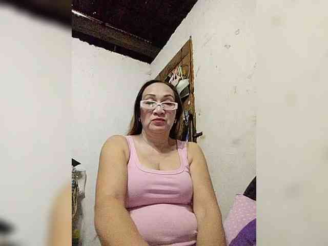 cherrywhite03 webcam