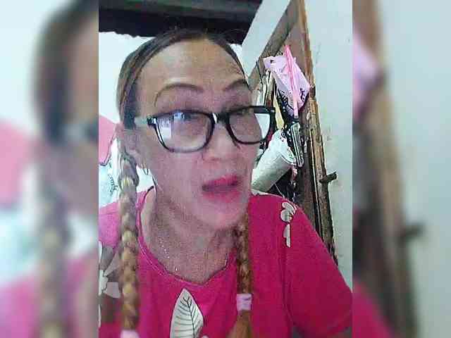 cherrywhite03 webcam