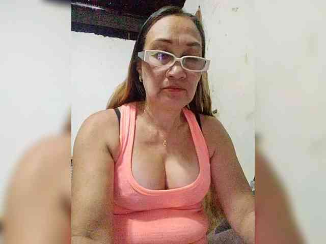 cherrywhite03 webcam