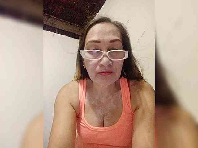 cherrywhite03 webcam