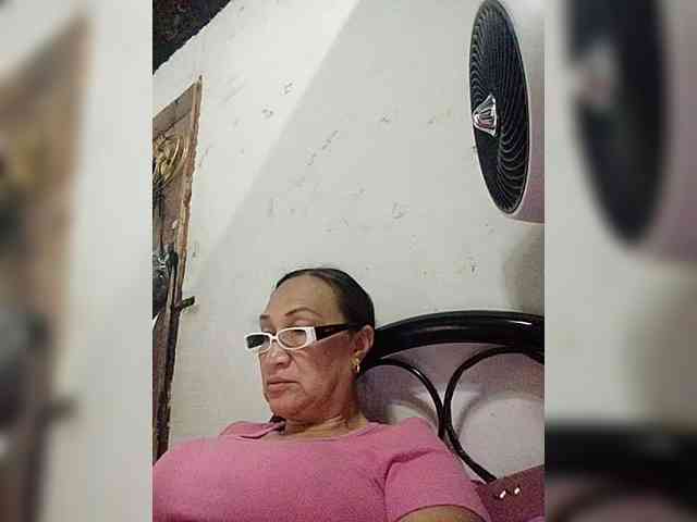 cherrywhite03 webcam