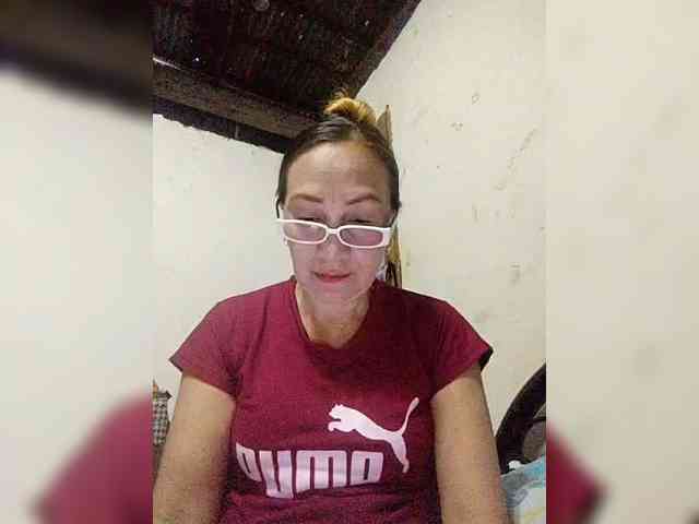 cherrywhite03 webcam