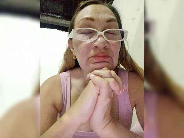 cherrywhite03 webcam