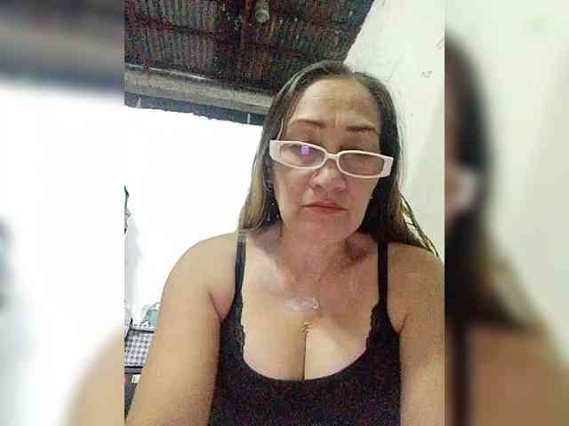 cherrywhite03 webcam