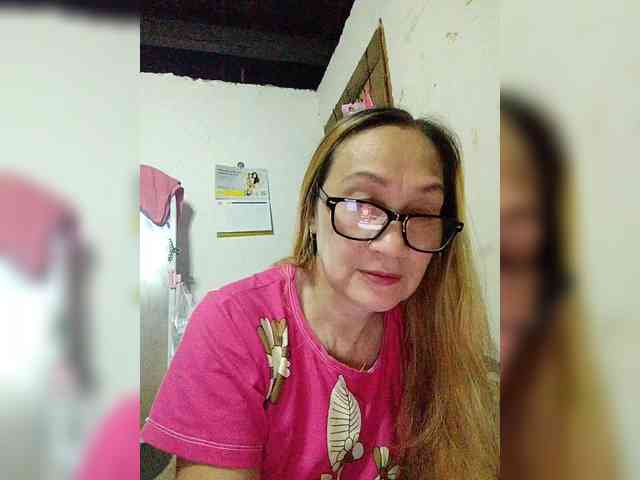 cherrywhite03 webcam