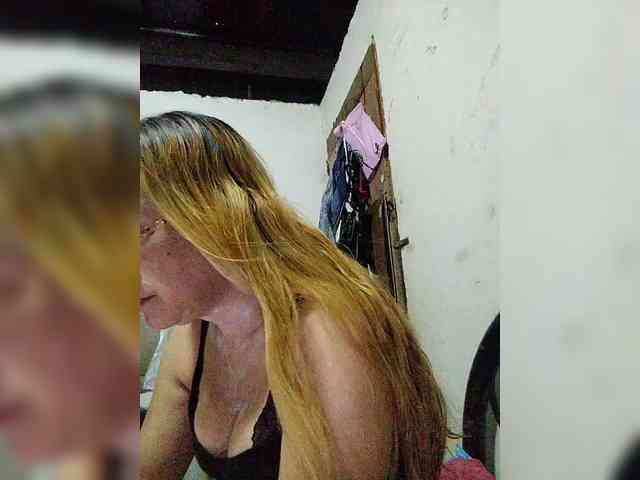 cherrywhite03 webcam