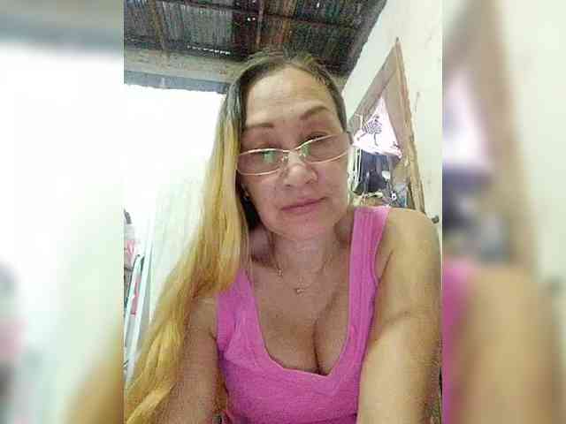 cherrywhite03 webcam