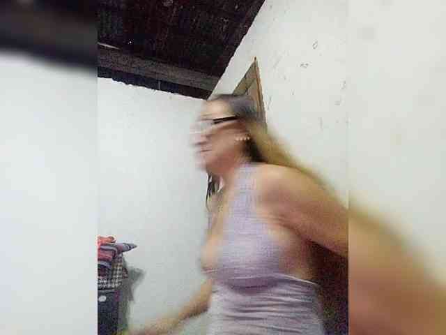 cherrywhite03 webcam