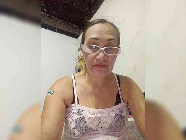 cherrywhite03 webcam