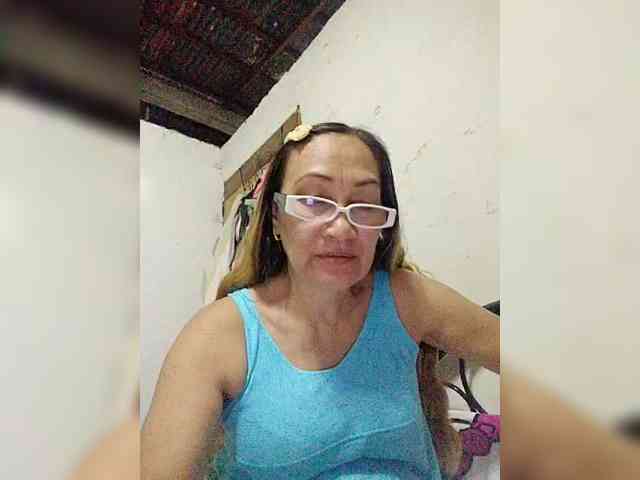 cherrywhite03 webcam