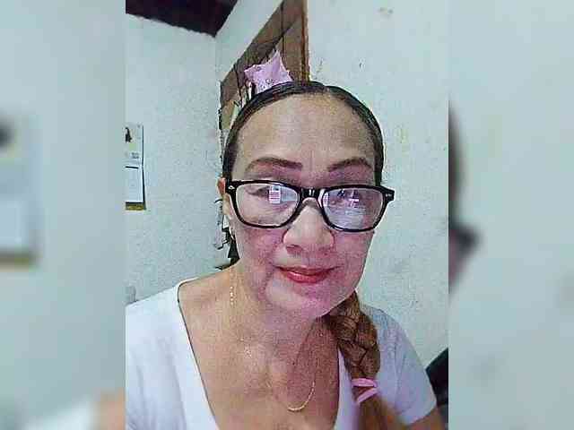cherrywhite03 webcam