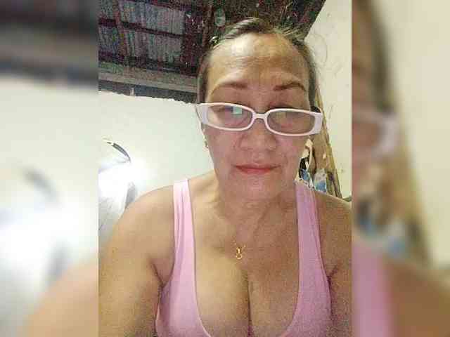 cherrywhite03 webcam