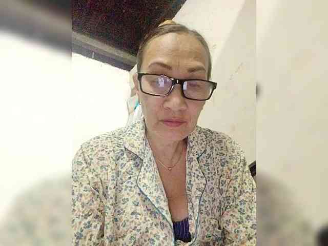 cherrywhite03 webcam