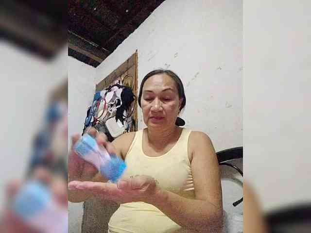 cherrywhite03 webcam