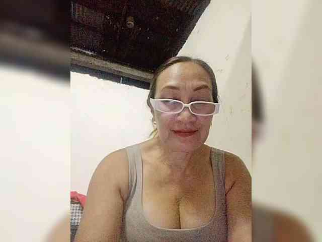 cherrywhite03 webcam