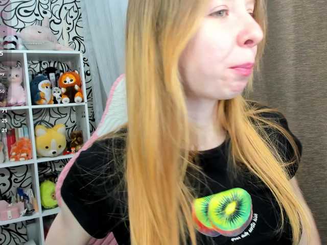 IamLoli's BongaCams show and profile