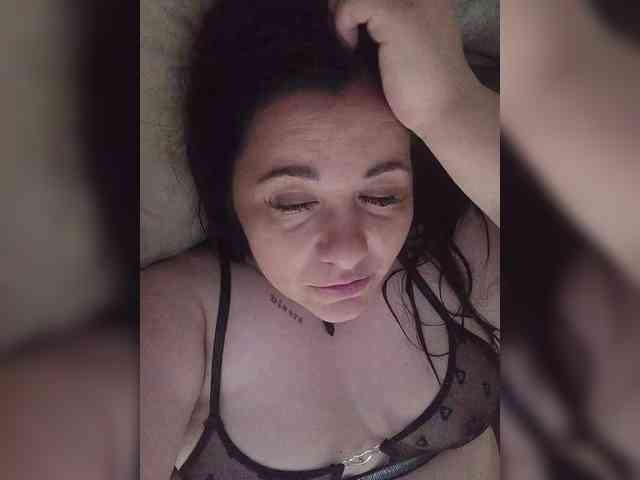 Dinara777 Live Webcam on BongaCams