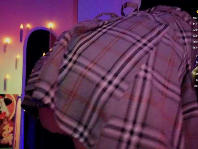 Nestyzz's BongaCams show and profile