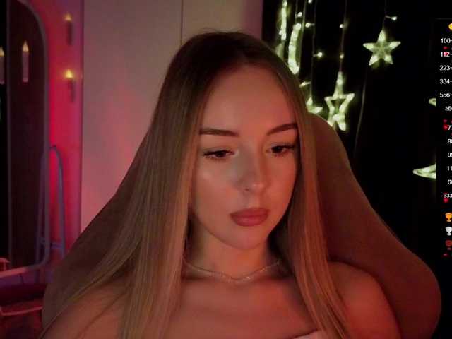 Nestyzz's BongaCams show and profile